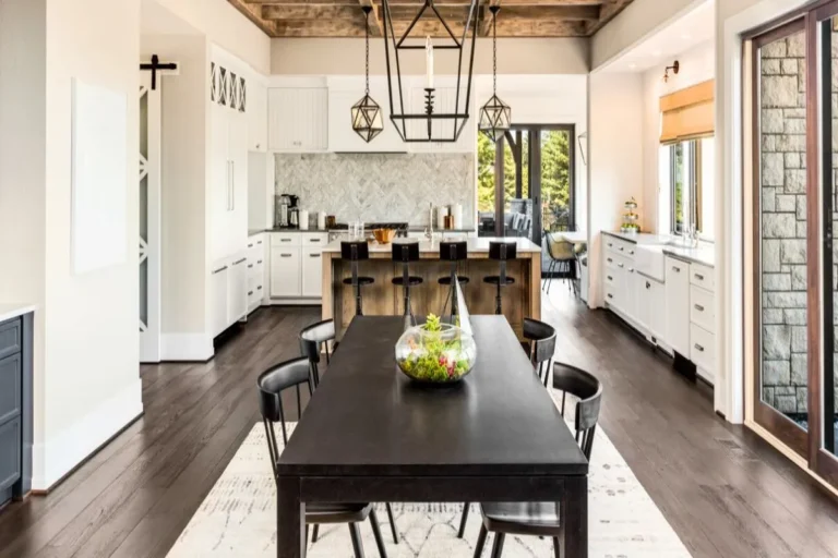 Salle à manger 2025